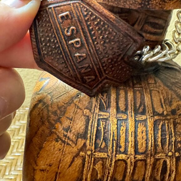 Vintage Embossed Leather Wrapped Decanter With Cork Stopper & WHISKY Tag - Picture 12 of 15